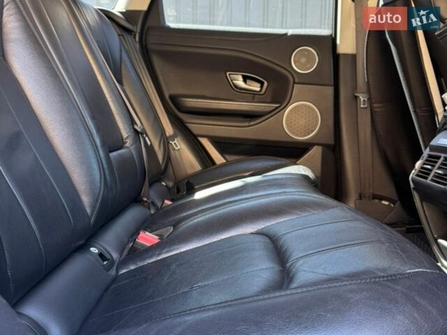 Білий Ленд Ровер Рендж Ровер Евок, об'ємом двигуна 2 л та пробігом 124 тис. км за 20500 $, фото 8 на Automoto.ua