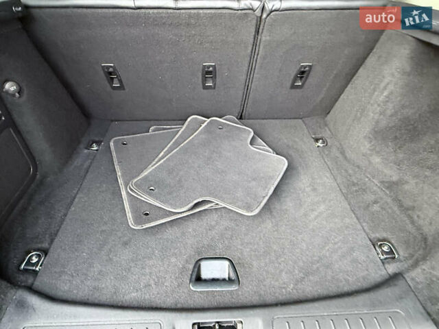 Білий Ленд Ровер Рендж Ровер Евок, об'ємом двигуна 2.18 л та пробігом 185 тис. км за 21000 $, фото 68 на Automoto.ua