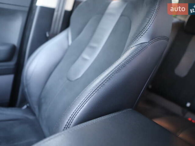 Білий Ленд Ровер Рендж Ровер Евок, об'ємом двигуна 2.2 л та пробігом 94 тис. км за 23899 $, фото 75 на Automoto.ua