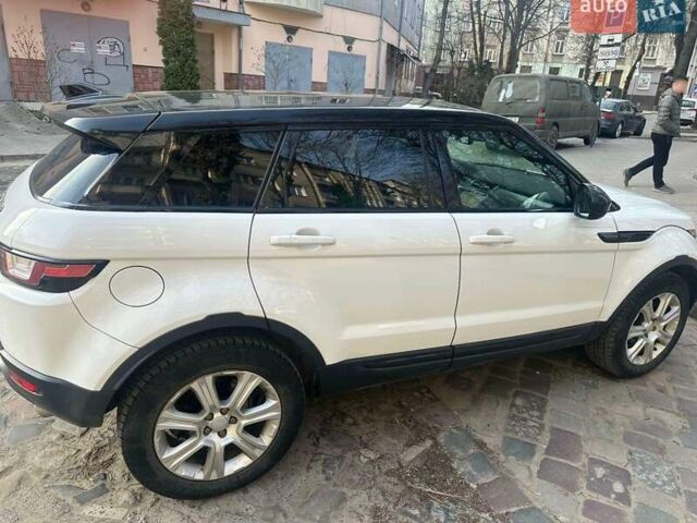 Білий Ленд Ровер Рендж Ровер Евок, об'ємом двигуна 2 л та пробігом 65 тис. км за 21800 $, фото 3 на Automoto.ua