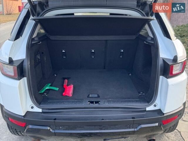 Білий Ленд Ровер Рендж Ровер Евок, об'ємом двигуна 2 л та пробігом 120 тис. км за 18500 $, фото 31 на Automoto.ua