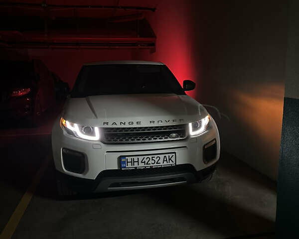 Білий Ленд Ровер Рендж Ровер Евок, об'ємом двигуна 2 л та пробігом 145 тис. км за 23000 $, фото 33 на Automoto.ua