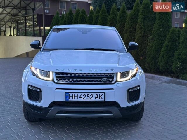 Білий Ленд Ровер Рендж Ровер Евок, об'ємом двигуна 2 л та пробігом 145 тис. км за 19300 $, фото 5 на Automoto.ua