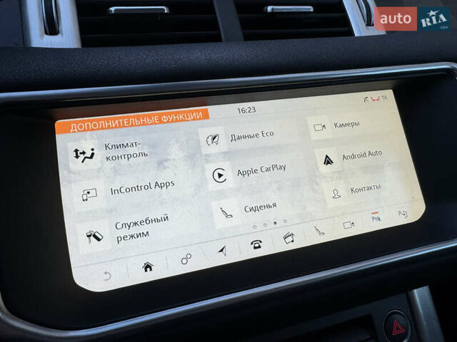 Белый Ленд Ровер Рендж Ровер Эвок, объемом двигателя 2 л и пробегом 117 тыс. км за 25250 $, фото 64 на Automoto.ua