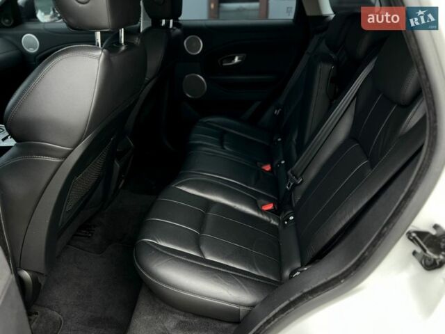 Білий Ленд Ровер Рендж Ровер Евок, об'ємом двигуна 2 л та пробігом 145 тис. км за 21500 $, фото 7 на Automoto.ua