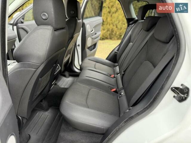 Белый Ленд Ровер Рендж Ровер Эвок, объемом двигателя 2 л и пробегом 91 тыс. км за 22900 $, фото 22 на Automoto.ua