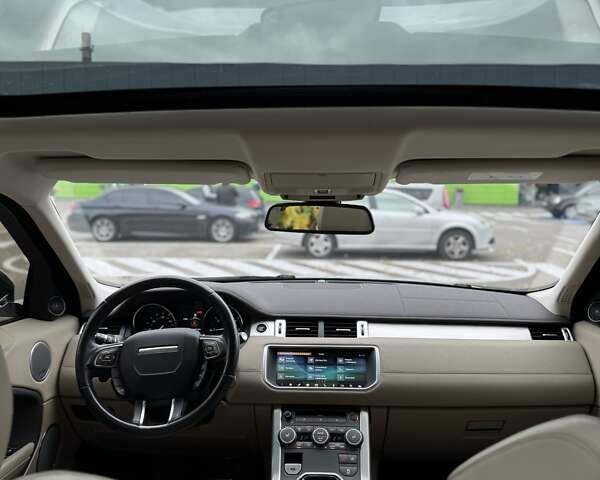 Белый Ленд Ровер Рендж Ровер Эвок, объемом двигателя 2 л и пробегом 59 тыс. км за 26500 $, фото 7 на Automoto.ua