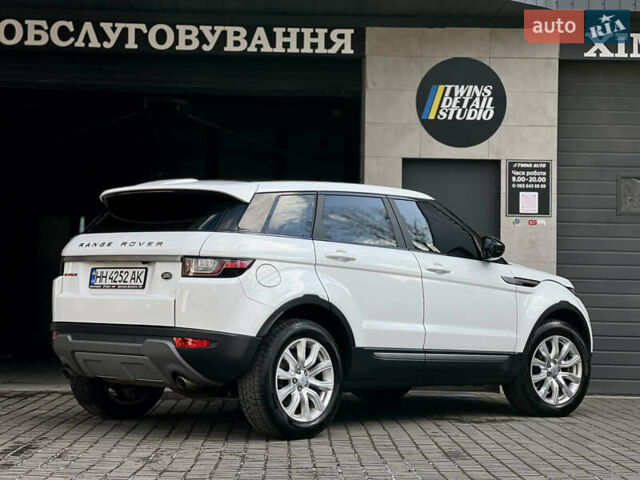 Білий Ленд Ровер Рендж Ровер Евок, об'ємом двигуна 2 л та пробігом 145 тис. км за 23000 $, фото 13 на Automoto.ua