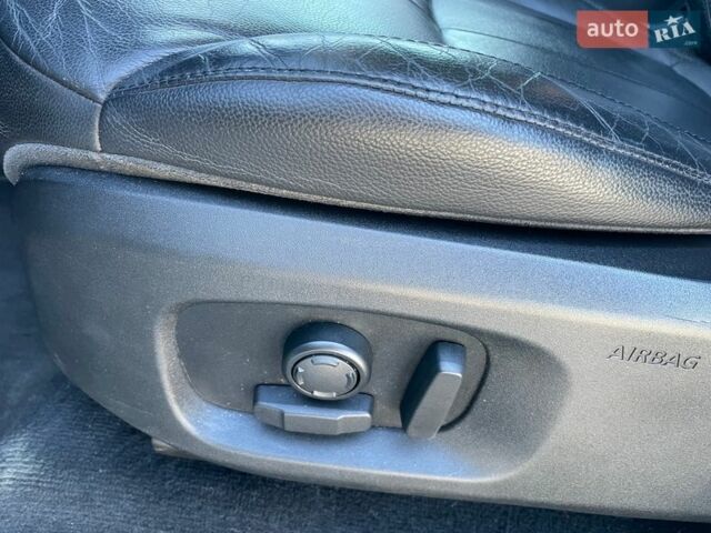 Белый Ленд Ровер Рендж Ровер Эвок, объемом двигателя 0 л и пробегом 180 тыс. км за 18500 $, фото 12 на Automoto.ua