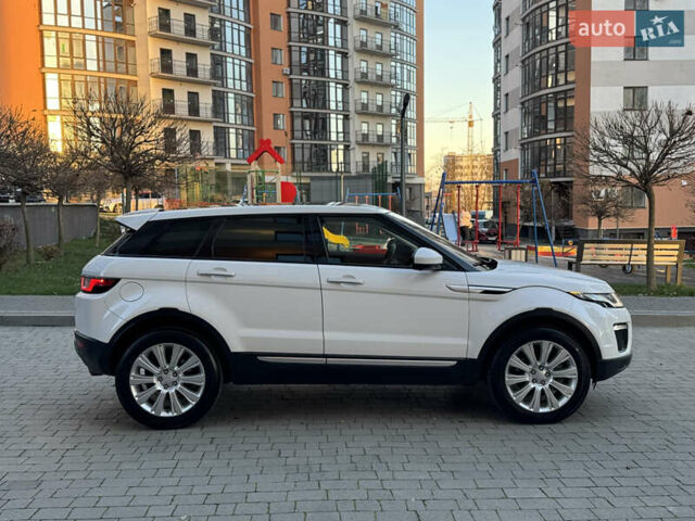 Белый Ленд Ровер Рендж Ровер Эвок, объемом двигателя 2 л и пробегом 117 тыс. км за 25250 $, фото 6 на Automoto.ua