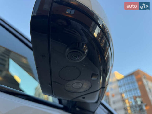 Белый Ленд Ровер Рендж Ровер Эвок, объемом двигателя 2 л и пробегом 117 тыс. км за 25250 $, фото 17 на Automoto.ua