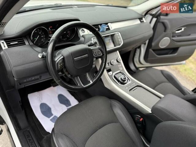Белый Ленд Ровер Рендж Ровер Эвок, объемом двигателя 2 л и пробегом 91 тыс. км за 22900 $, фото 17 на Automoto.ua