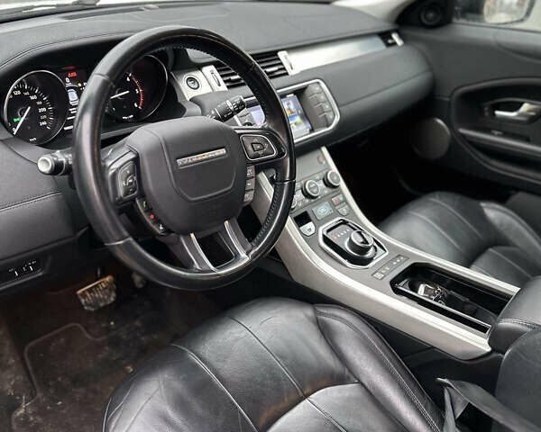 Белый Ленд Ровер Рендж Ровер Эвок, объемом двигателя 2 л и пробегом 206 тыс. км за 24000 $, фото 12 на Automoto.ua