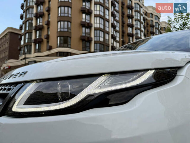 Белый Ленд Ровер Рендж Ровер Эвок, объемом двигателя 2 л и пробегом 90 тыс. км за 19850 $, фото 44 на Automoto.ua