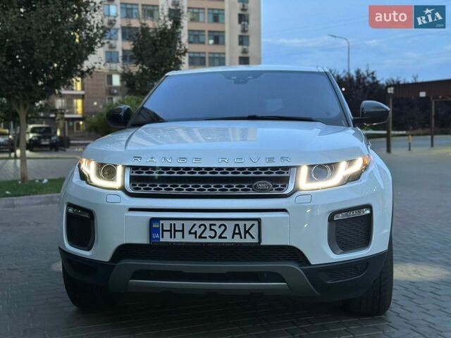 Білий Ленд Ровер Рендж Ровер Евок, об'ємом двигуна 2 л та пробігом 145 тис. км за 19300 $, фото 13 на Automoto.ua