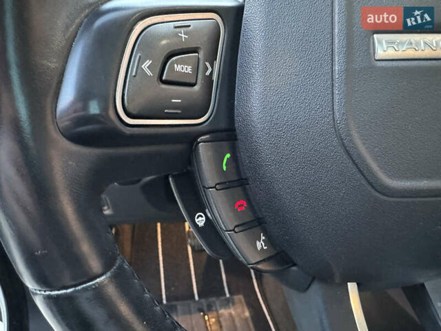 Белый Ленд Ровер Рендж Ровер Эвок, объемом двигателя 2 л и пробегом 117 тыс. км за 25250 $, фото 54 на Automoto.ua
