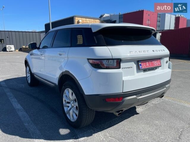Белый Ленд Ровер Рендж Ровер Эвок, объемом двигателя 0 л и пробегом 180 тыс. км за 18500 $, фото 5 на Automoto.ua