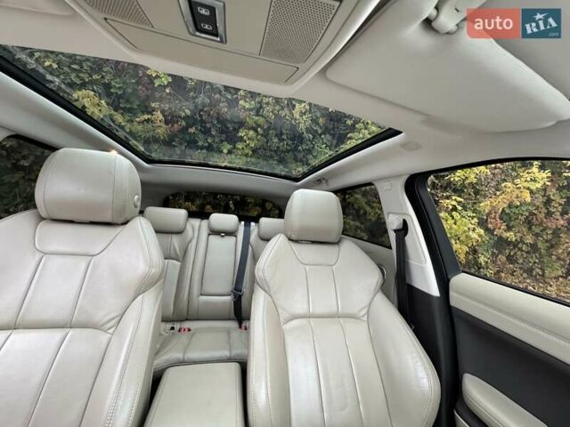 Белый Ленд Ровер Рендж Ровер Эвок, объемом двигателя 2 л и пробегом 59 тыс. км за 26500 $, фото 10 на Automoto.ua