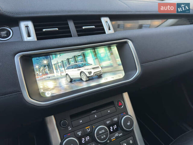 Белый Ленд Ровер Рендж Ровер Эвок, объемом двигателя 2 л и пробегом 117 тыс. км за 25250 $, фото 57 на Automoto.ua