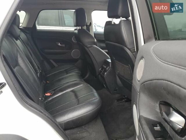 Белый Ленд Ровер Рендж Ровер Эвок, объемом двигателя 2 л и пробегом 162 тыс. км за 4500 $, фото 10 на Automoto.ua