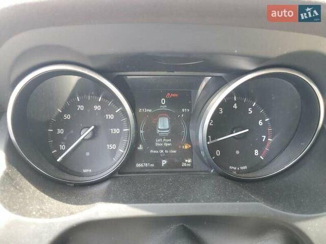 Ленд Ровер Рендж Ровер Эвок 2017 в Львове на Automoto.ua Белый Ленд Ровер Рендж Ровер Эвок, объемом двигателя 2 л и пробегом 66 тыс. км за 4000 $, фото 8 на Automoto.ua