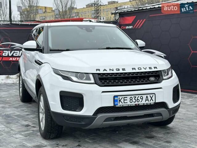 Белый Ленд Ровер Рендж Ровер Эвок, объемом двигателя 2 л и пробегом 108 тыс. км за 22999 $, фото 4 на Automoto.ua