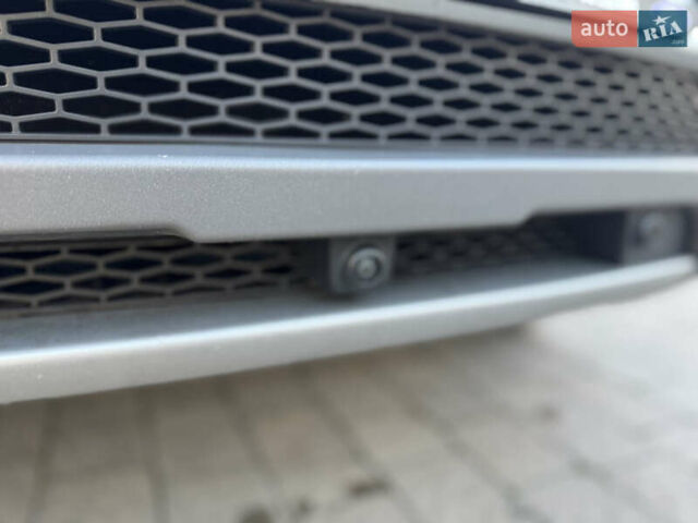 Белый Ленд Ровер Рендж Ровер Эвок, объемом двигателя 2 л и пробегом 117 тыс. км за 25250 $, фото 12 на Automoto.ua