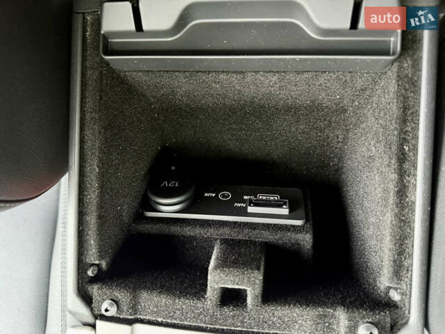 Белый Ленд Ровер Рендж Ровер Эвок, объемом двигателя 2 л и пробегом 90 тыс. км за 19850 $, фото 77 на Automoto.ua