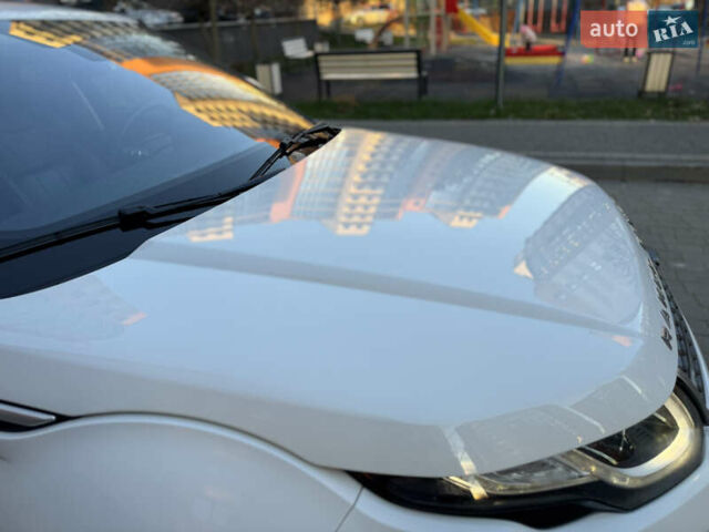 Белый Ленд Ровер Рендж Ровер Эвок, объемом двигателя 2 л и пробегом 117 тыс. км за 25250 $, фото 16 на Automoto.ua