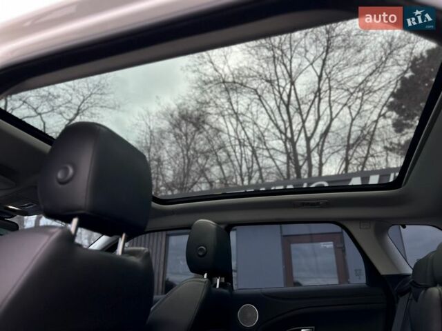Білий Ленд Ровер Рендж Ровер Евок, об'ємом двигуна 2 л та пробігом 145 тис. км за 21500 $, фото 32 на Automoto.ua