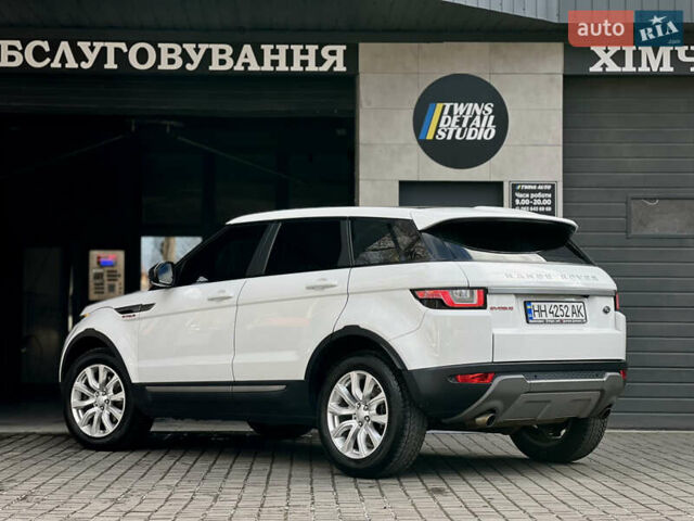 Білий Ленд Ровер Рендж Ровер Евок, об'ємом двигуна 2 л та пробігом 145 тис. км за 23000 $, фото 19 на Automoto.ua