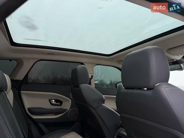 Білий Ленд Ровер Рендж Ровер Евок, об'ємом двигуна 2 л та пробігом 147 тис. км за 23500 $, фото 65 на Automoto.ua
