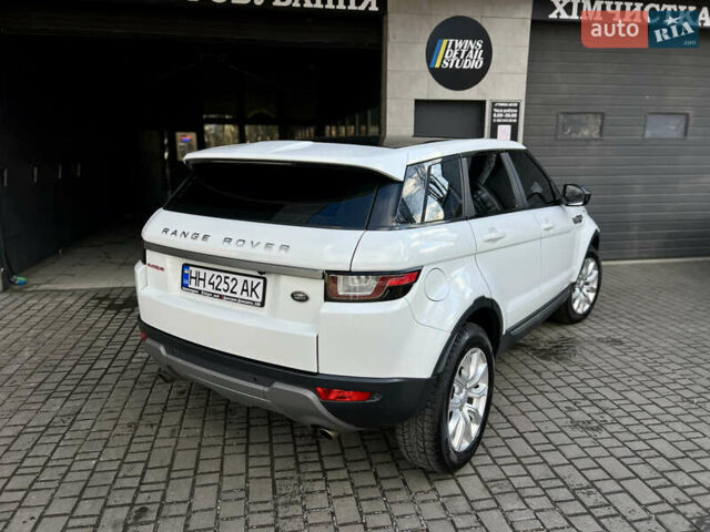 Білий Ленд Ровер Рендж Ровер Евок, об'ємом двигуна 2 л та пробігом 145 тис. км за 23000 $, фото 10 на Automoto.ua