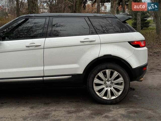 Білий Ленд Ровер Рендж Ровер Евок, об'ємом двигуна 2 л та пробігом 121 тис. км за 20240 $, фото 9 на Automoto.ua
