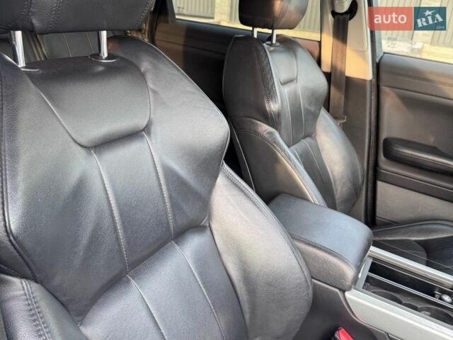 Білий Ленд Ровер Рендж Ровер Евок, об'ємом двигуна 2 л та пробігом 120 тис. км за 18500 $, фото 26 на Automoto.ua