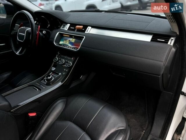 Білий Ленд Ровер Рендж Ровер Евок, об'ємом двигуна 2 л та пробігом 145 тис. км за 21500 $, фото 27 на Automoto.ua