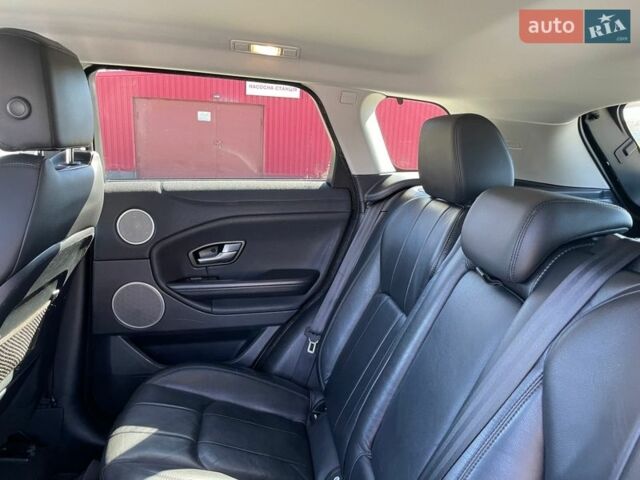 Белый Ленд Ровер Рендж Ровер Эвок, объемом двигателя 0 л и пробегом 180 тыс. км за 18500 $, фото 16 на Automoto.ua