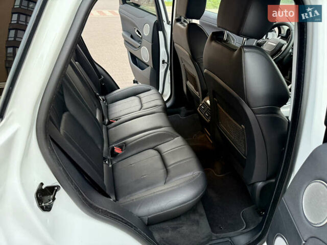 Белый Ленд Ровер Рендж Ровер Эвок, объемом двигателя 2 л и пробегом 90 тыс. км за 19850 $, фото 58 на Automoto.ua