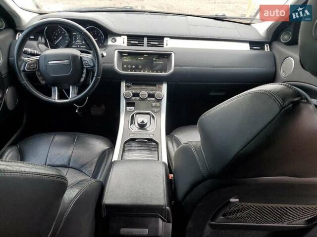 Белый Ленд Ровер Рендж Ровер Эвок, объемом двигателя 2 л и пробегом 162 тыс. км за 4500 $, фото 7 на Automoto.ua