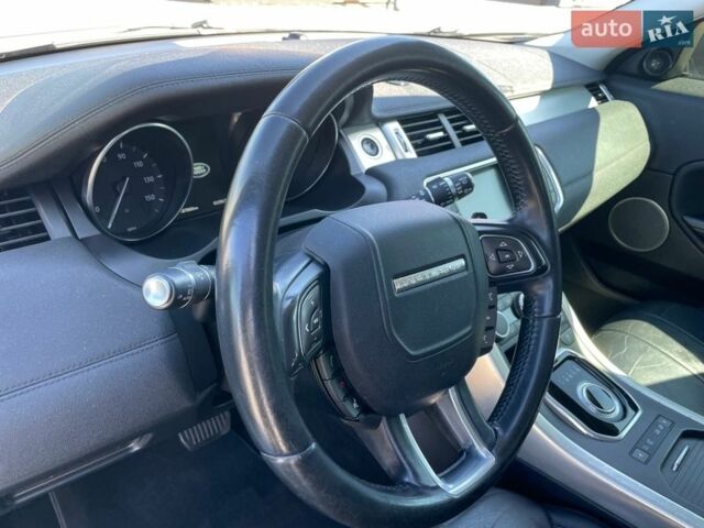 Белый Ленд Ровер Рендж Ровер Эвок, объемом двигателя 0 л и пробегом 180 тыс. км за 18500 $, фото 14 на Automoto.ua