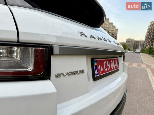 Белый Ленд Ровер Рендж Ровер Эвок, объемом двигателя 2 л и пробегом 90 тыс. км за 19850 $, фото 40 на Automoto.ua