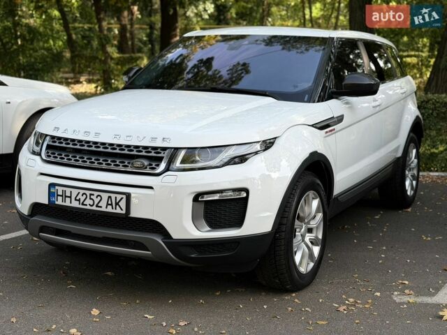 Білий Ленд Ровер Рендж Ровер Евок, об'ємом двигуна 2 л та пробігом 146 тис. км за 18900 $, фото 3 на Automoto.ua