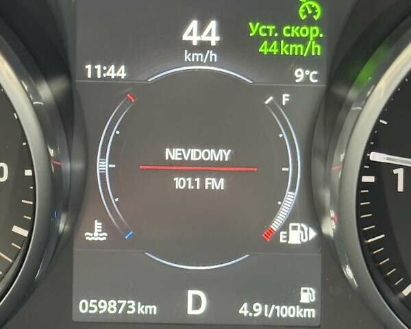 Белый Ленд Ровер Рендж Ровер Эвок, объемом двигателя 2 л и пробегом 59 тыс. км за 26500 $, фото 16 на Automoto.ua