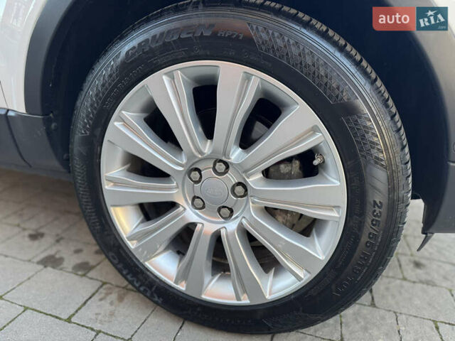 Белый Ленд Ровер Рендж Ровер Эвок, объемом двигателя 2 л и пробегом 117 тыс. км за 25250 $, фото 13 на Automoto.ua