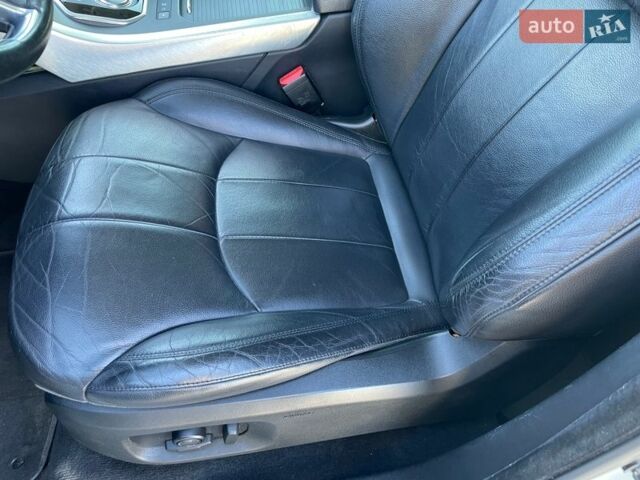 Белый Ленд Ровер Рендж Ровер Эвок, объемом двигателя 0 л и пробегом 180 тыс. км за 18500 $, фото 11 на Automoto.ua