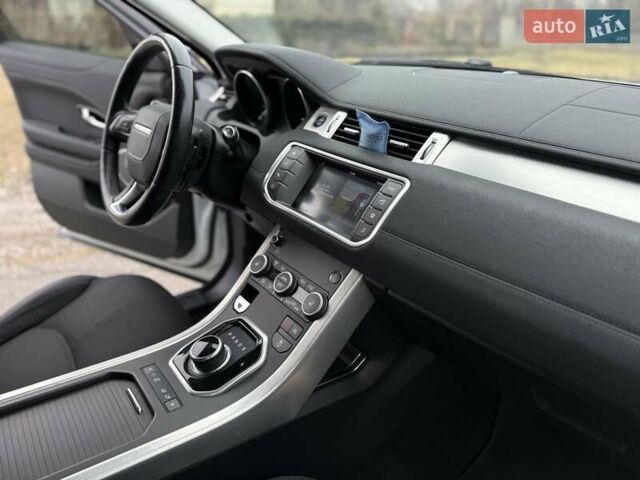 Белый Ленд Ровер Рендж Ровер Эвок, объемом двигателя 2 л и пробегом 91 тыс. км за 22900 $, фото 27 на Automoto.ua