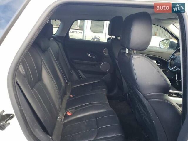 Білий Ленд Ровер Рендж Ровер Евок, об'ємом двигуна 2 л та пробігом 54 тис. км за 7500 $, фото 9 на Automoto.ua