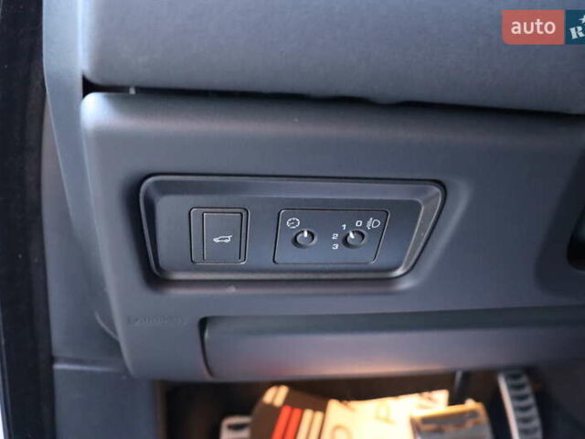 Білий Ленд Ровер Рендж Ровер Евок, об'ємом двигуна 2 л та пробігом 40 тис. км за 28900 $, фото 17 на Automoto.ua