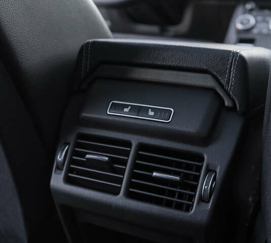 Білий Ленд Ровер Рендж Ровер Евок, об'ємом двигуна 2 л та пробігом 89 тис. км за 25700 $, фото 25 на Automoto.ua