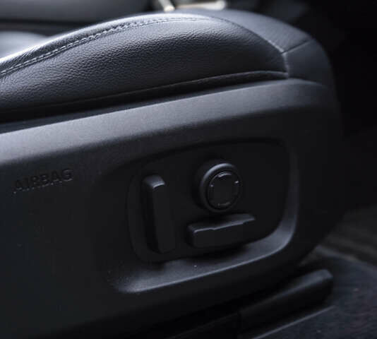 Білий Ленд Ровер Рендж Ровер Евок, об'ємом двигуна 2 л та пробігом 89 тис. км за 25700 $, фото 22 на Automoto.ua